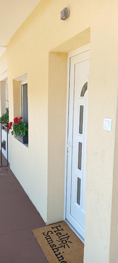 David Apartman Apartment Siofok Ngoại thất bức ảnh